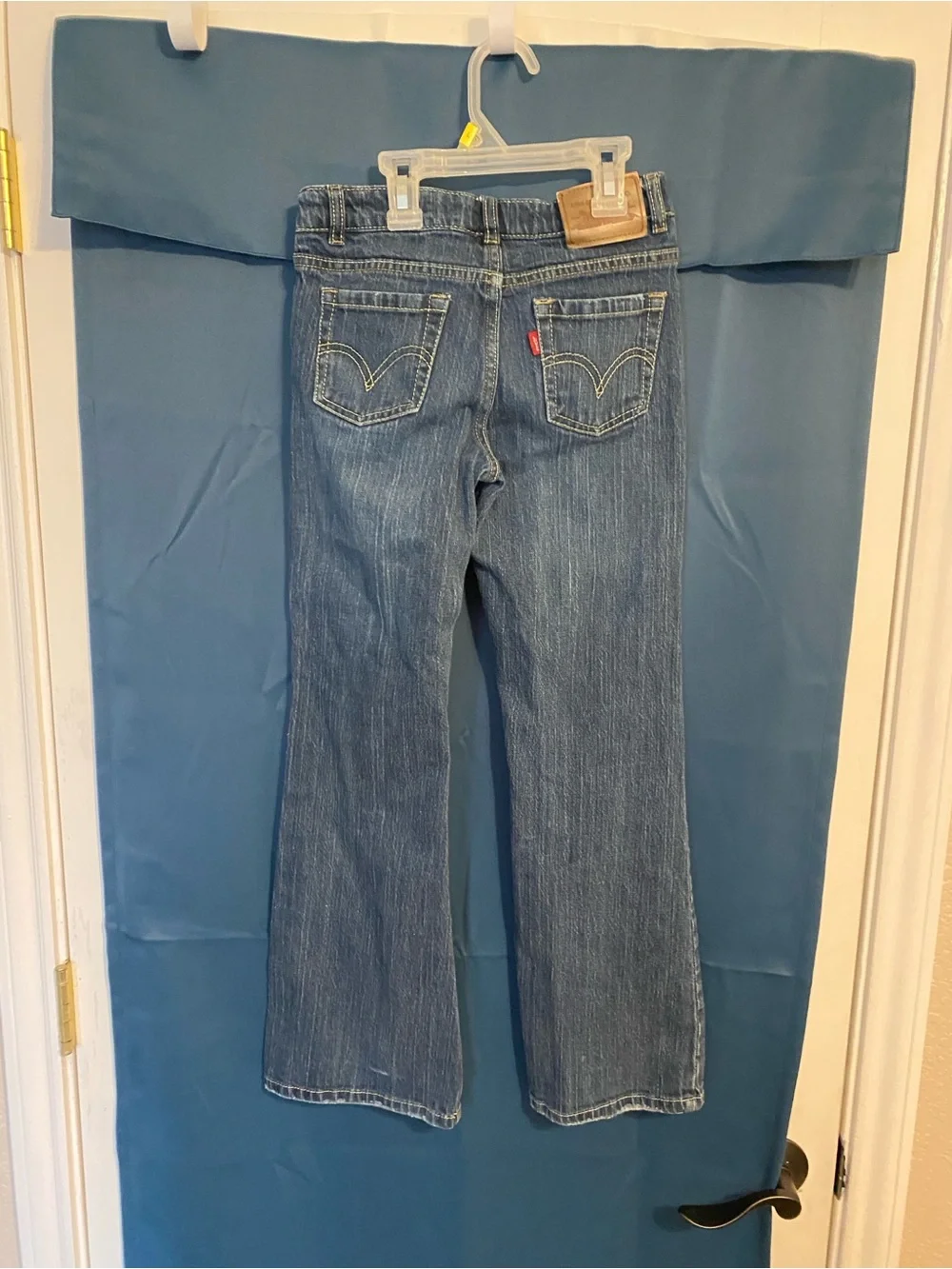 Levi's Women's Flare Jeans in Blue Denim